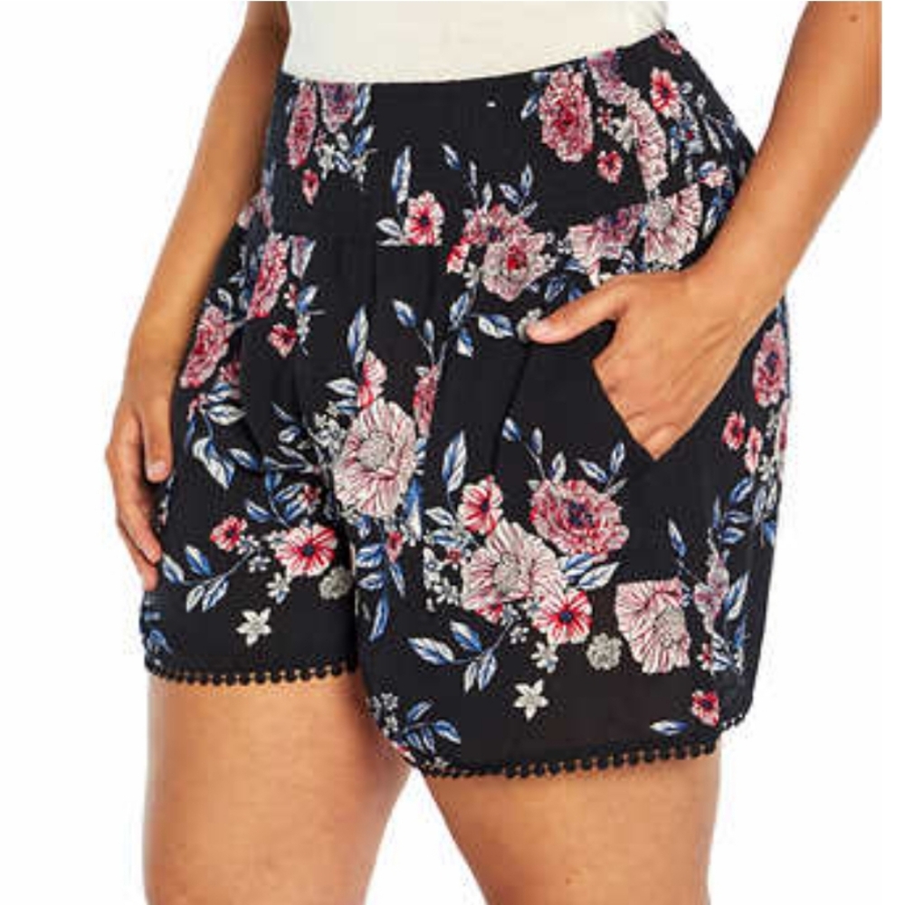 Three Dots Ladies' Printed Black and Pink Floral Shorts with Crochet Trim Detail - Picture 3 of 5